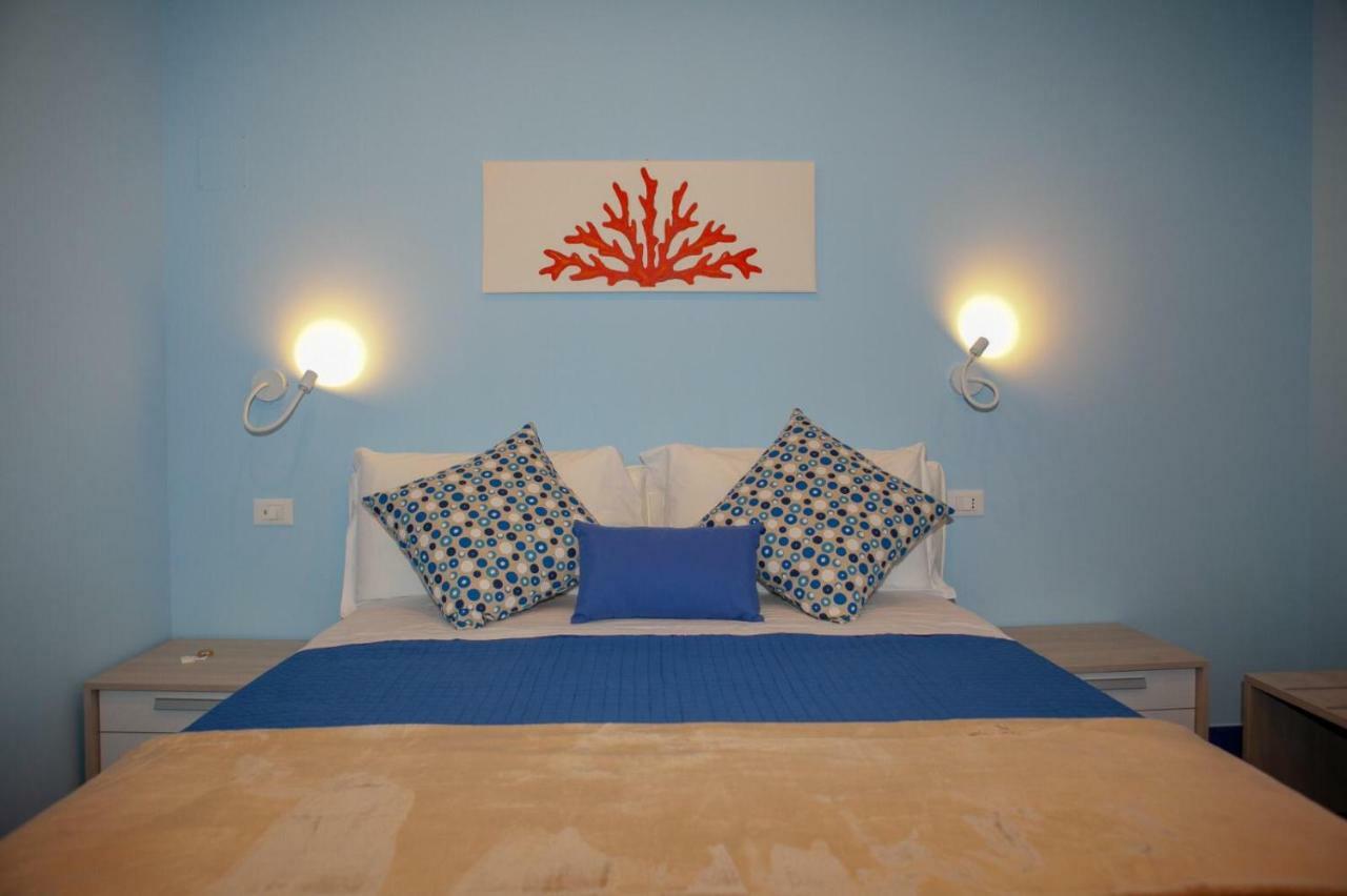 Ferienwohnung Il Borgo Antico Sorrento Sea View Exterior foto
