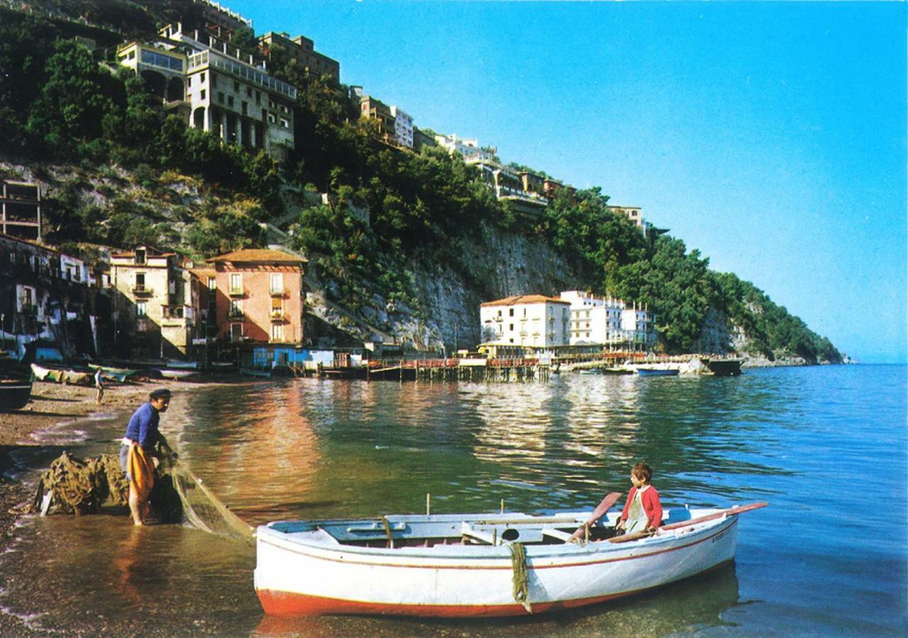 Ferienwohnung Il Borgo Antico Sorrento Sea View Exterior foto